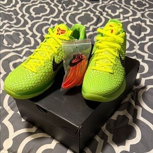 Nike Neon Green Athletic Shoes with Extra Laces